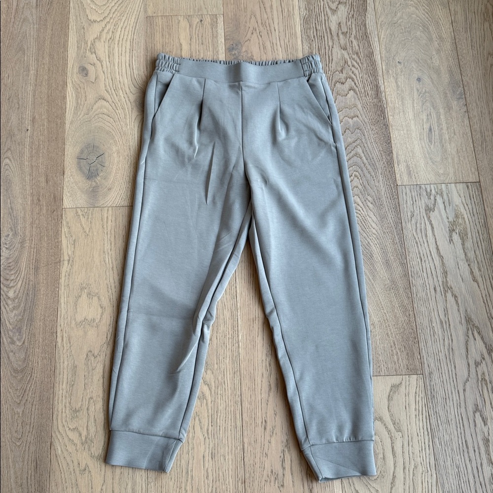 Avia Women's Heather Olive/Gray Half-Zip Scuba Jogger